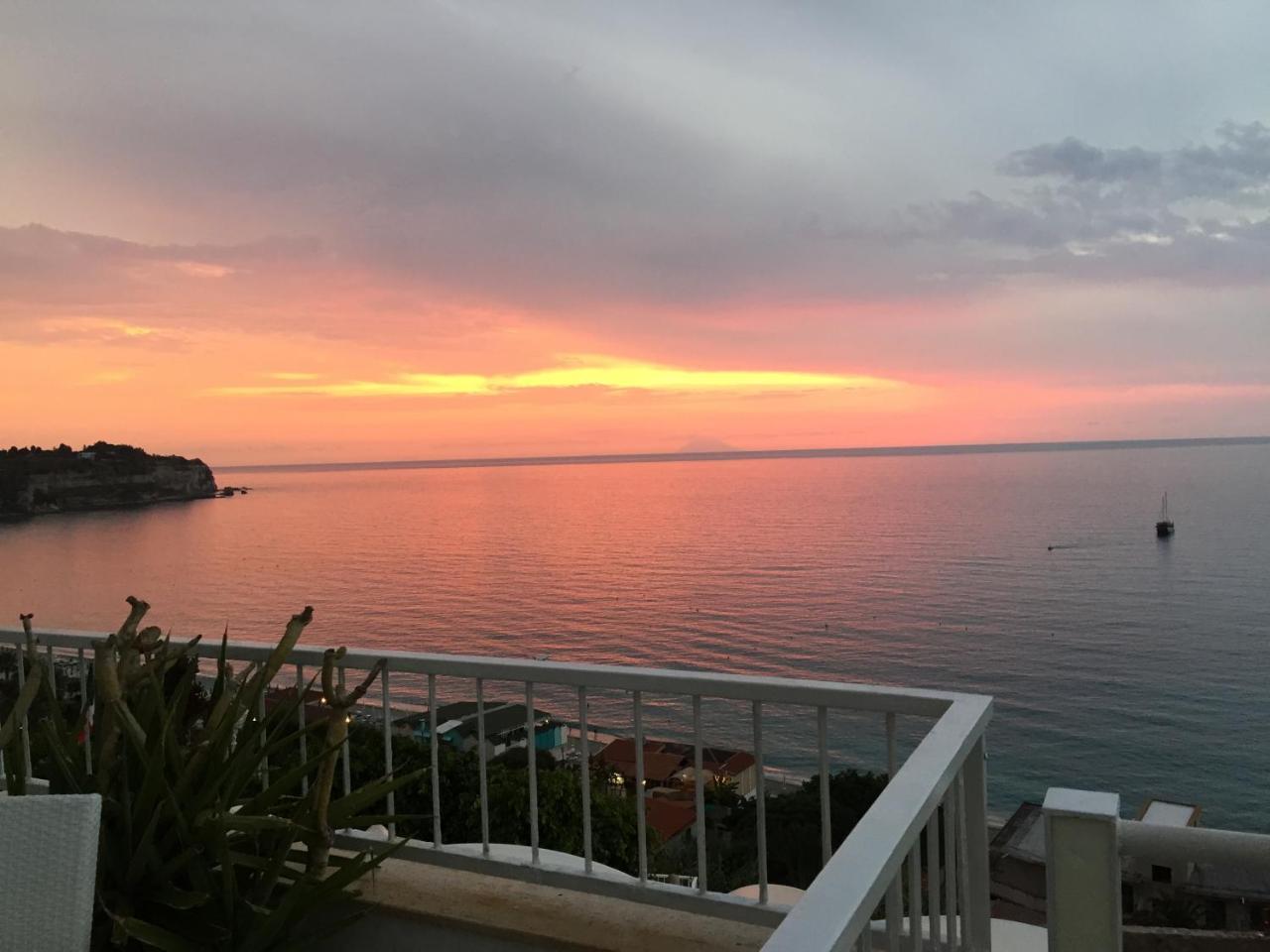 Hotel Valemare Tropea Εξωτερικό φωτογραφία